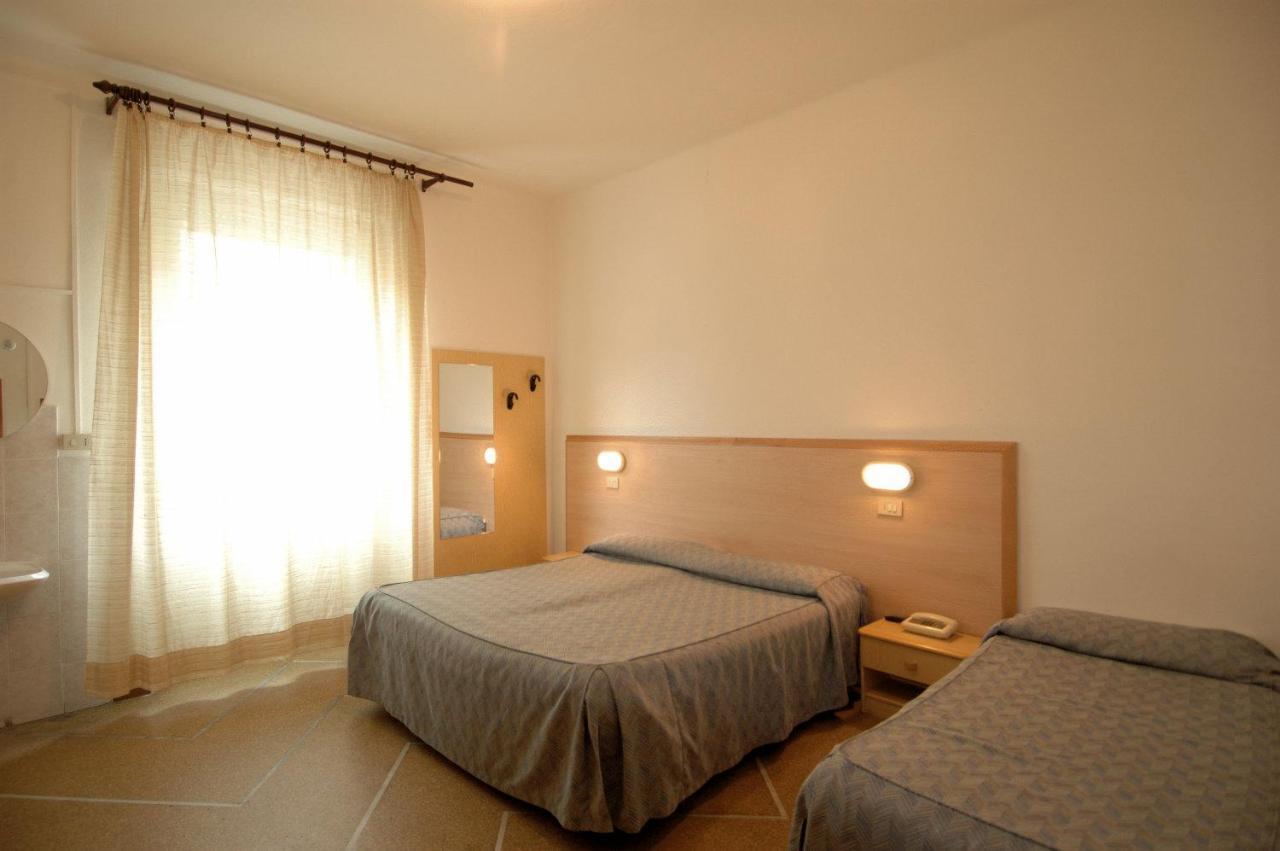 Hotel Moderno Pisa Ruang foto